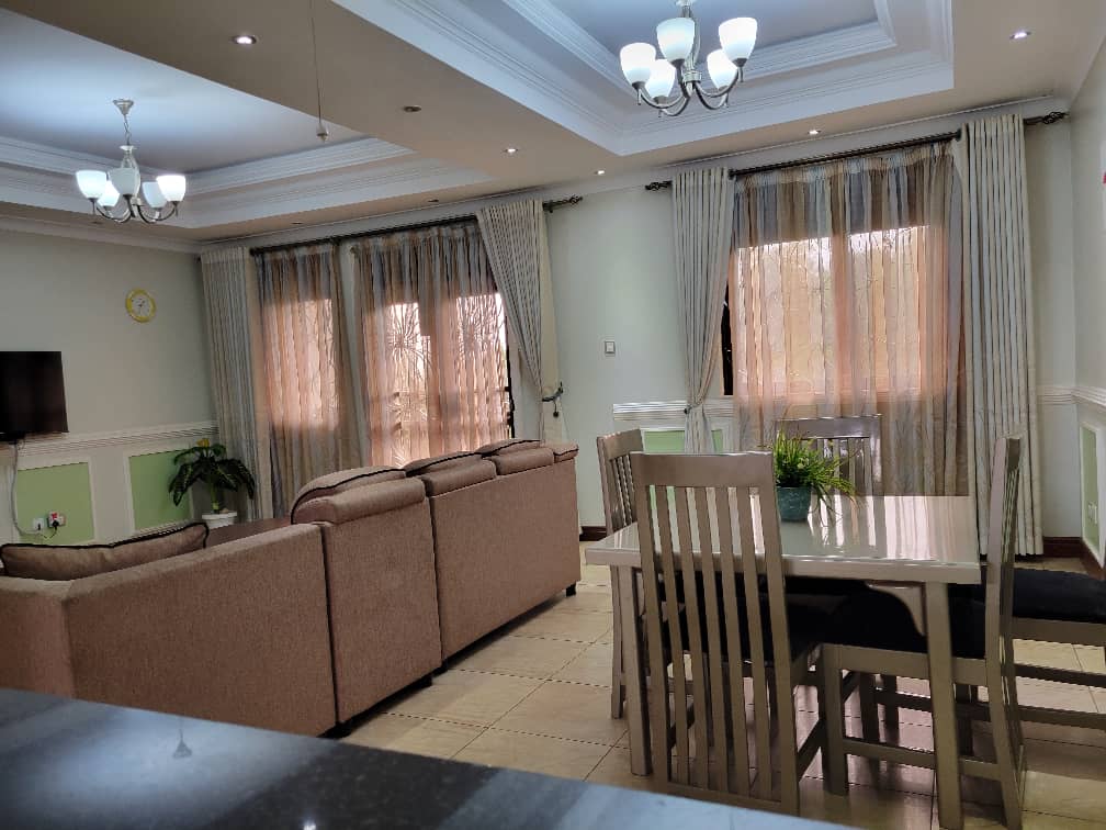 Bugolobi Executive Serviced Apartment - furnished Airbnb apartment in Bugolobi, Kampala